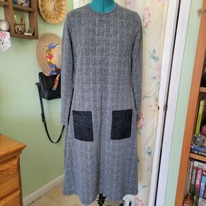 Wear & Flair Gray and Black Women's Midi Dress With Pockets Size M